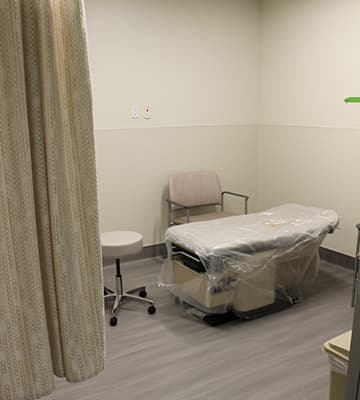 ontario-urgent-care-exam-room 2
